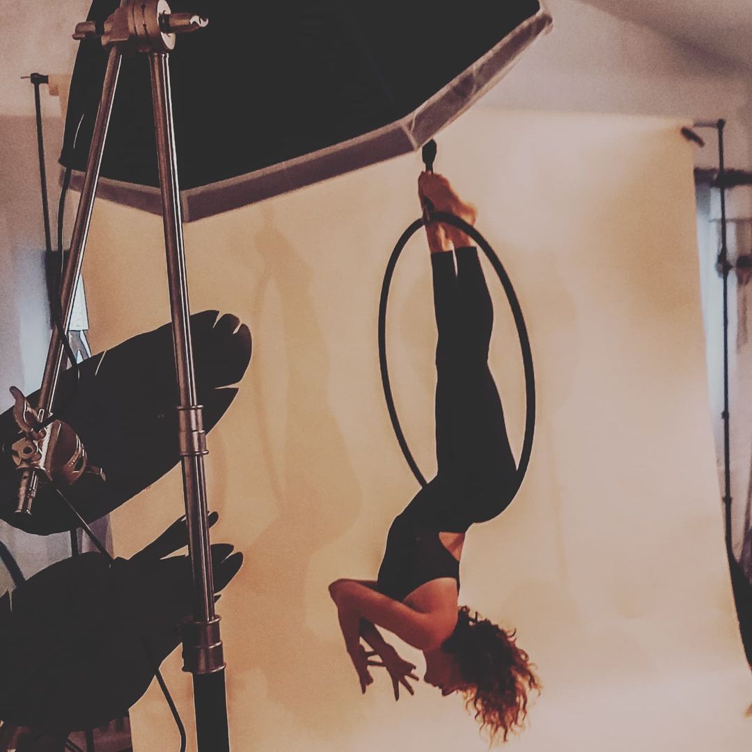 Photographe shooting cerceau aérien, studio ATMOS ART Auriol