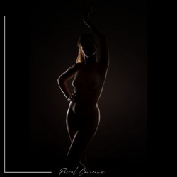 img-0096rs-carree-photographe-nu-en-studio-aix-en-provence-marseille-854-600-450-80