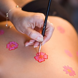 photographe-grossesse-belly-painting-marseille