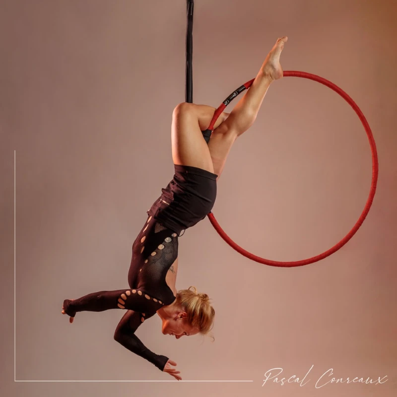 Photographe Shooting cerceau a&eacute;rien Auriol