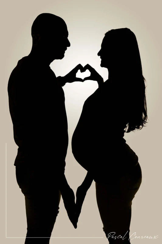 Photographe grossesse femme enceinte &agrave; Cadolive Bouches du Rh&ocirc;ne 13 
