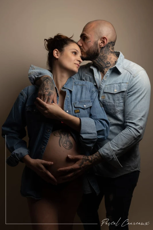Photographe grossesse femme enceinte &agrave; Cadolive Bouches du Rh&ocirc;ne 13 