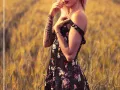 img 0068rs web photographe pro shooting femme champs ble provence aix en provence