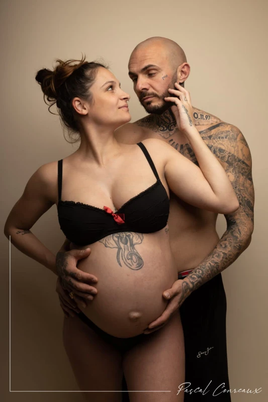 Photographe grossesse femme enceinte &agrave; Cadolive Bouches du Rh&ocirc;ne 13 