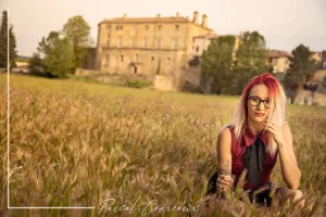 img 0101rs photographe pro shooting femme champs ble provence aix en provence