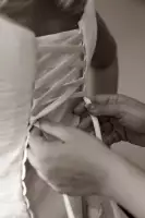 Reportage Photos de mariage : les pr&eacute;paratifs de la mari&eacute;e