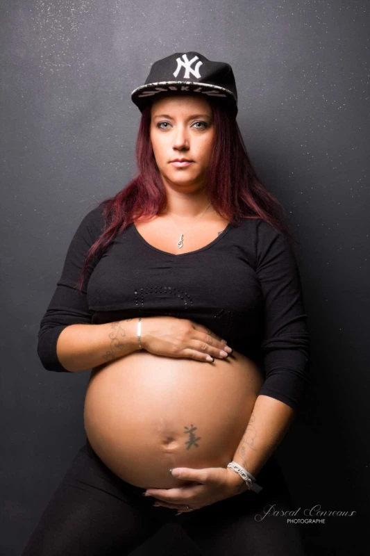 Photographe Grossesse pour femme enceinte dans les Bouches du Rh&ocirc;ne