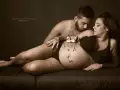Photographe Grossesse en studio photo pour femme enceinte &agrave; Marseille