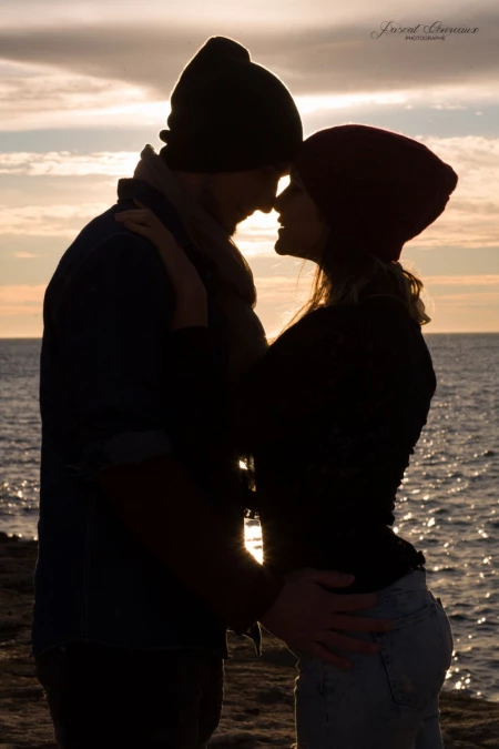 photographe portrait couple bord de mer marseille