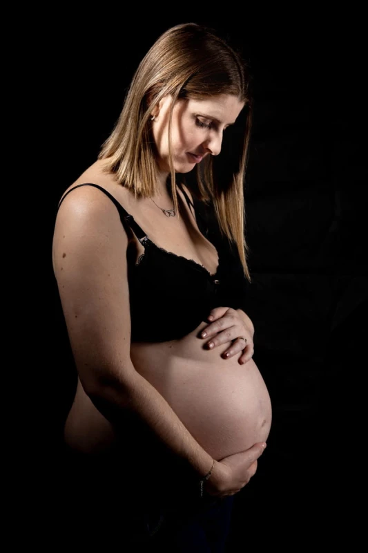 photographe grossesse femme enceinte &agrave; Gardanne Bouches du Rh&ocirc;ne 13 