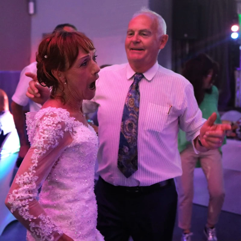 photographe mariage soir&eacute;e danse du couple mari&eacute;