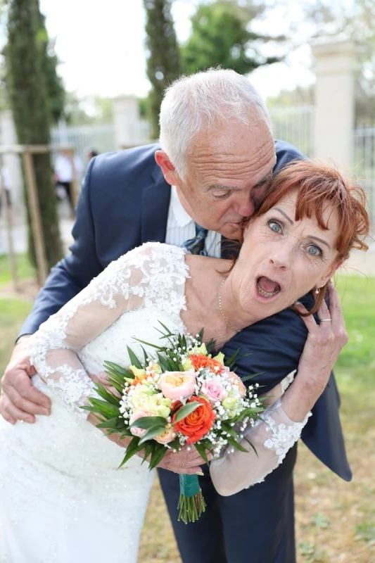 Photographe de mariage - s&eacute;ance photos couple &agrave; Marignane