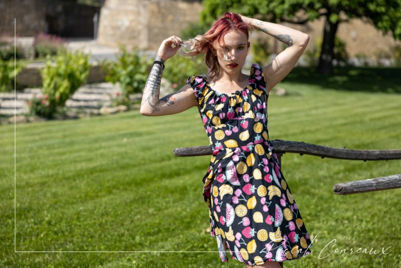 Photographe Shooting Femme Fleurs Vaucluse 84 &agrave; Rognes