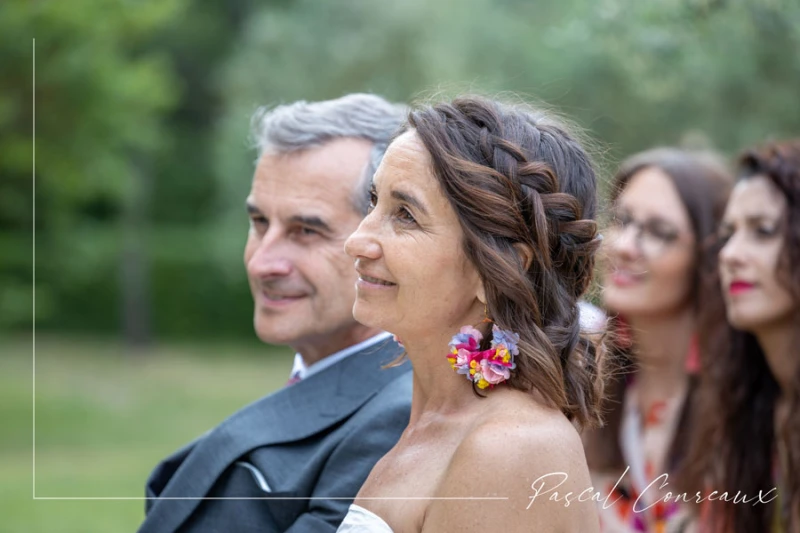 Photographe Mariage Pro Simiane Collongue Vin d'honneur Ap&eacute;ro invit&eacute;s