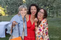 Photographe Mariage Pro Simiane Collongue Vin d'honneur Ap&eacute;ro invit&eacute;s