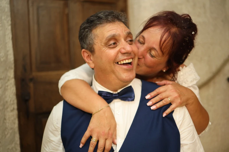 Photographe de mariage - s&eacute;ance photos couple dans le Vaucluse