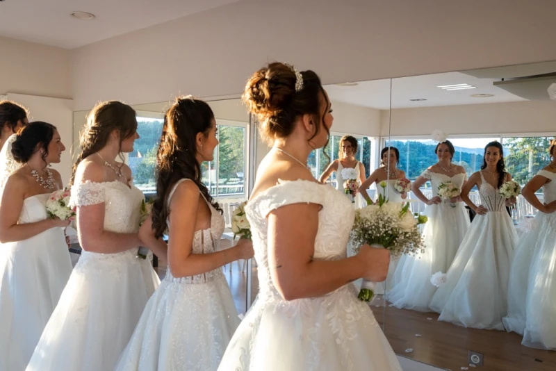 photographe mariage robes de mariage fleur Bouches du rhone 13 Marseille Aix en Provence