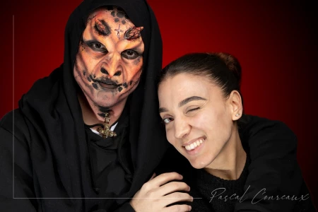 imgw book photo makeup nezia atma marseille.jpg