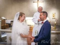 Photographe de mariage - les mari&eacute;s &agrave; l'&eacute;glise &agrave; Gardanne