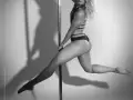 Photographe Shooting Pole Dance dans votre &eacute;cole de poledance en Provence