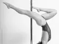 Photographe Shooting Pole Dance dans votre &eacute;cole de poledance en Provence