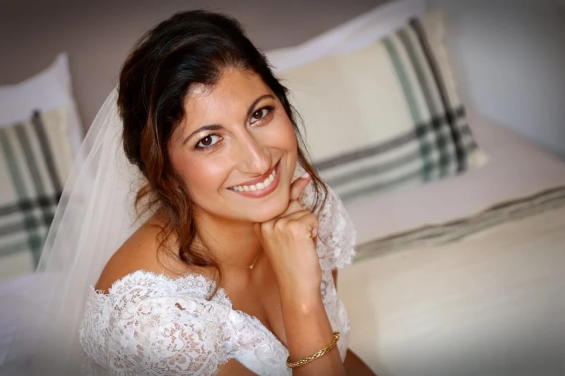 Photos en pr&eacute;paratifs pendant le mariage &agrave; la Bastide de Toursainte