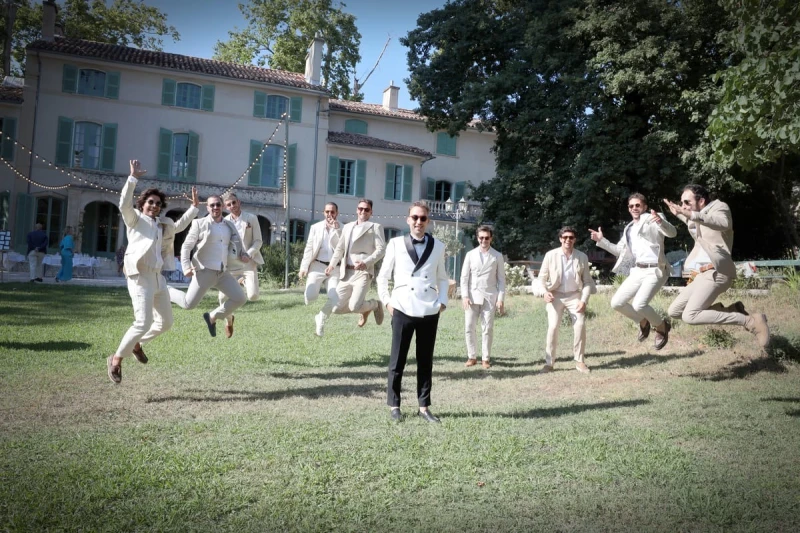 Photos Vin d'honneur pendant le mariage &agrave; la Bastide de Toursainte