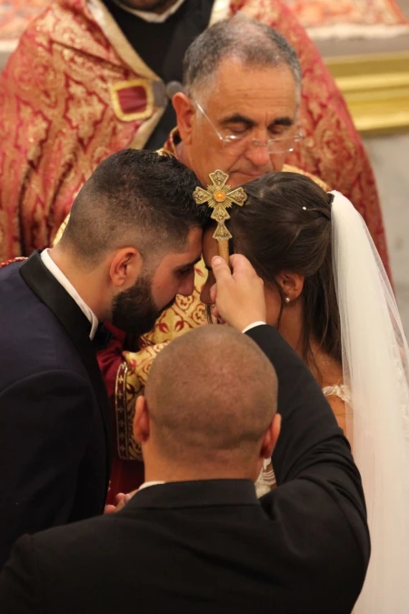Reportage Photos de mariage : cérémonie religieuse des mariés à l'église