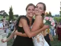 Reportage Photos de mariage : Lancer du bouquet de la mari&eacute;e