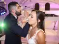 photographe mariage vin d'honneur et champagne pour les mari&eacute;s Bouches du rhone 13
