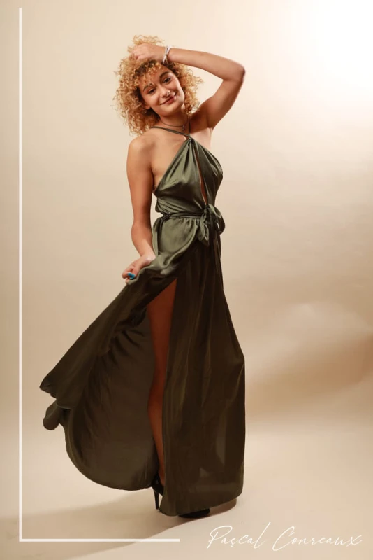 Photographe pour mannequin agence, book modele photos en studio &agrave; Cadolive