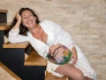 Photographe Grossesse en studio photo pour femme enceinte avec belly painting