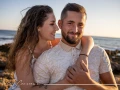 Photographe pour s&eacute;ance photos couple en ext&eacute;rieur en bord de mer