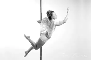 Photographe Studio Photo Pole Dance &agrave; Peypin
